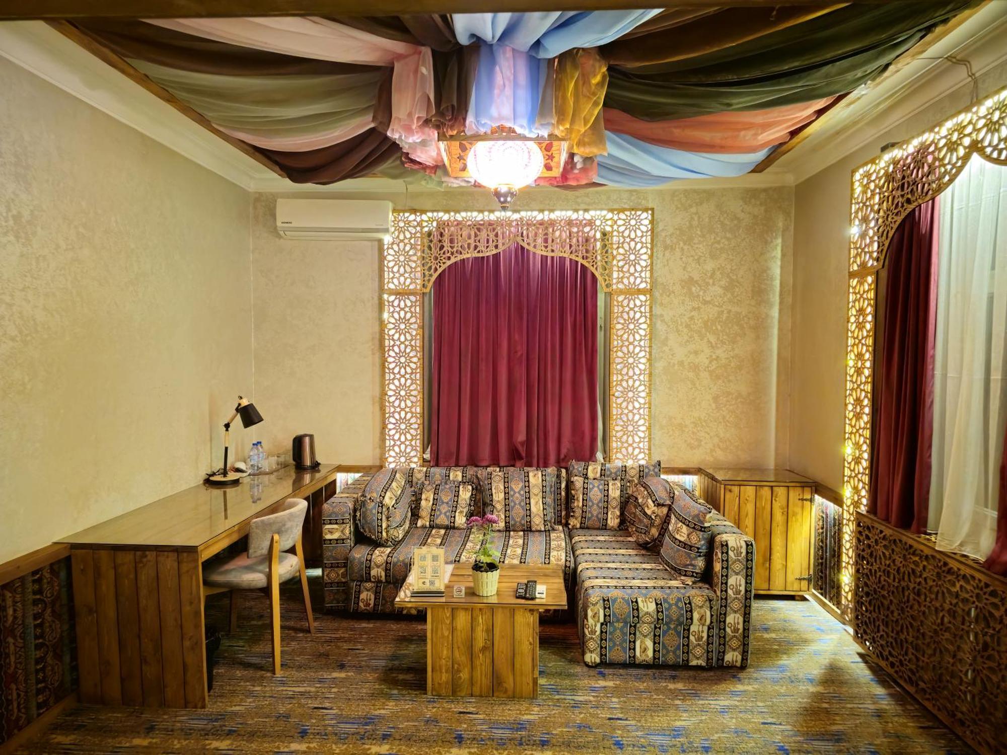 Qiz Galasi Hotel Bakoe Buitenkant foto