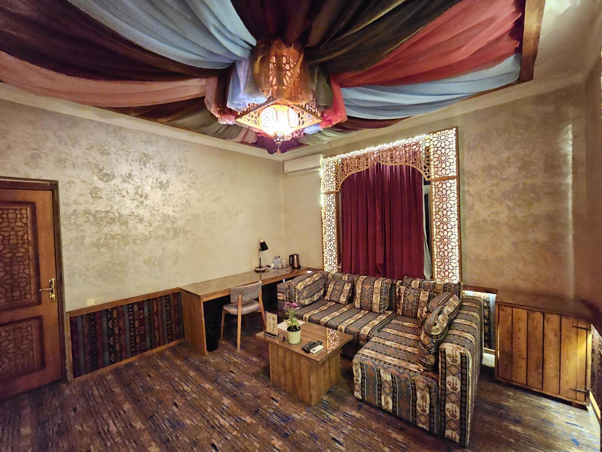 Qiz Galasi Hotel Bakoe Buitenkant foto