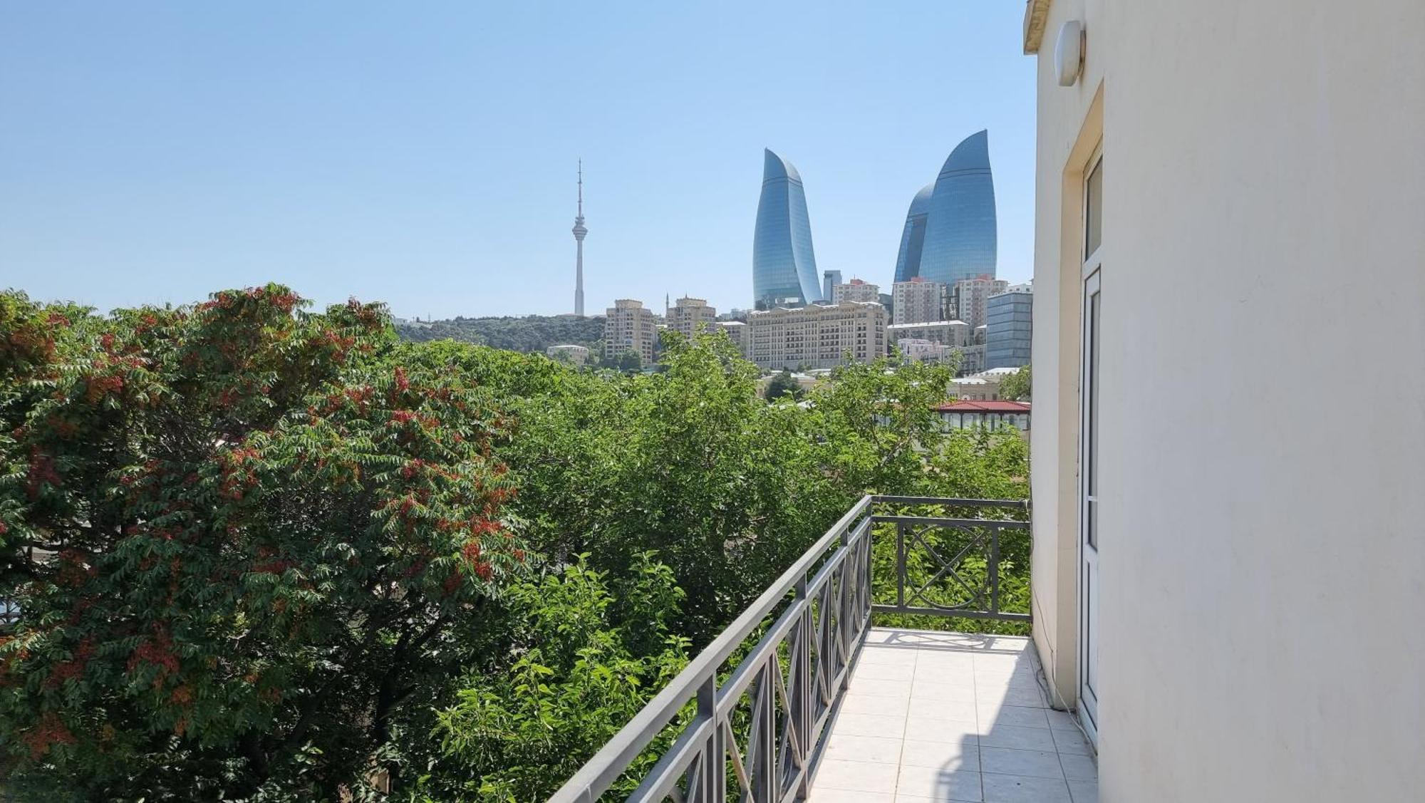 Qiz Galasi Hotel Bakoe Buitenkant foto