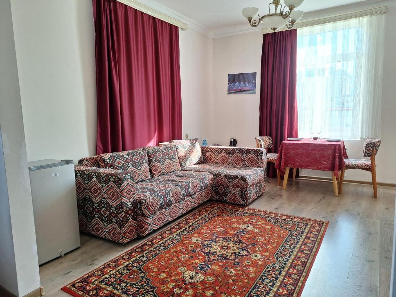 Qiz Galasi Hotel Bakoe Buitenkant foto